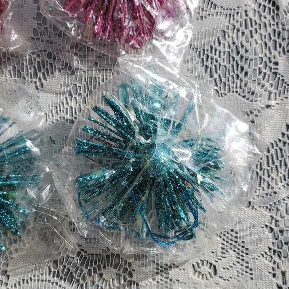 Colorful Sparkly Ornaments Set of 6. New. Home Interiors. Holiday - Picture 6 of 10